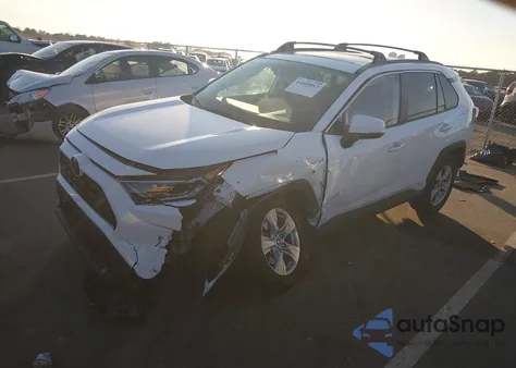 2020 Toyota Rav4 Hybrid Xle z USA, uszkodzony, nr VIN 2T3RWRFV4LW084241